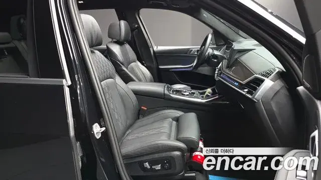 BMW X7 2025 — Photo 11/20