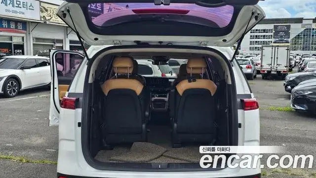 Kia Carnival 2020 — Photo 19/20