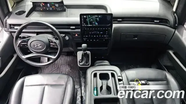 Hyundai Staria 2022 — Фото 7/20
