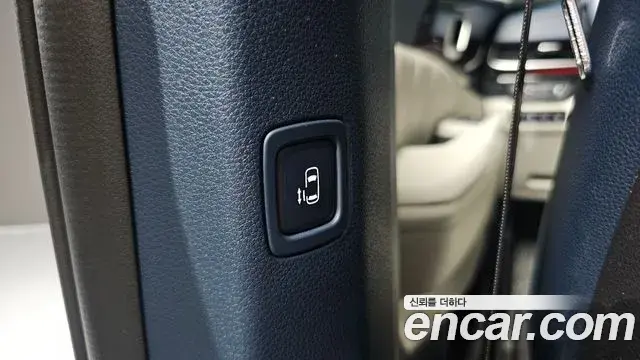 Kia Carnival 2024 — Photo 16/20