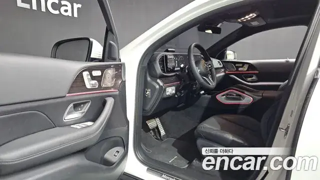 Mercedes-Benz GLE-Class 2023 — Фото 10/20