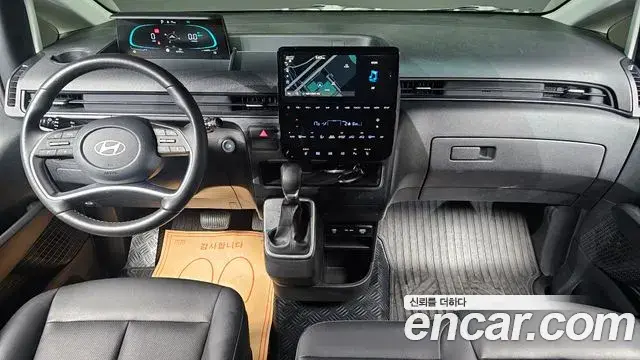 Hyundai Staria 2024 — Фото 7/20