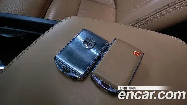 Volvo S60 2019 — Şəkil 9/37