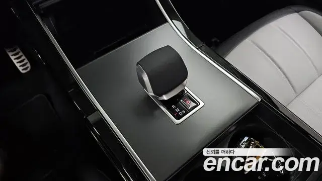 Land Rover Range Rover Evoque 2025 — ფოტო 5/33