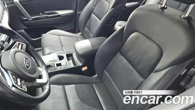 Kia Sportage The Bold 2021 — Şəkil 34/35