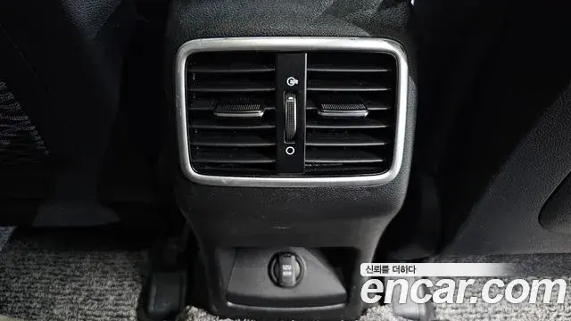 Kia Sportage The Bold 2021 — Şəkil 17/35