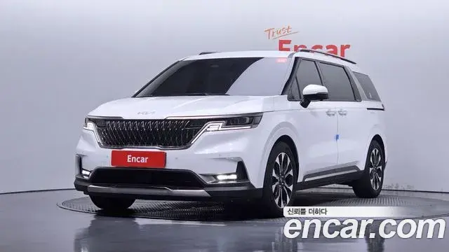 Kia Carnival 2023 — Photo 1/20