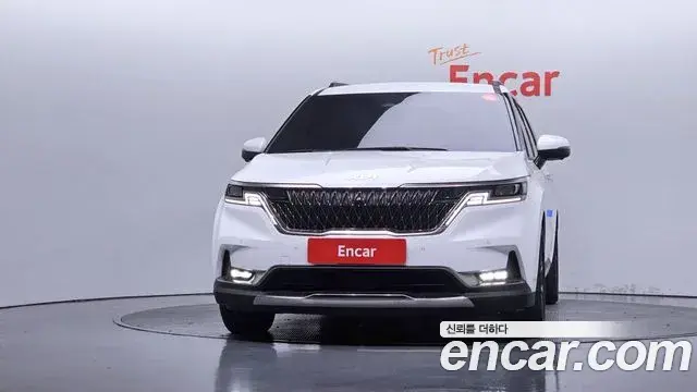 Kia Carnival 2023 — Photo 3/20