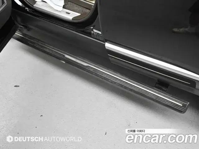 Land Rover Range Rover 2018 — ფოტო 10/20