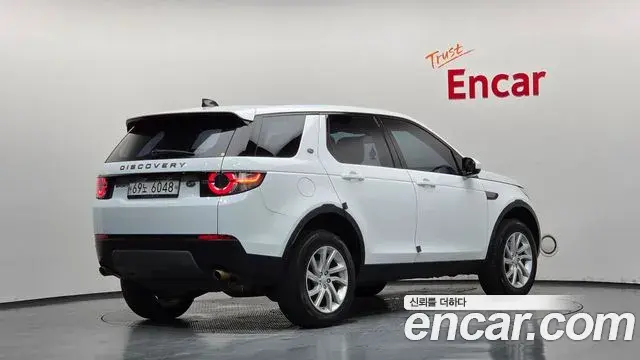Land Rover Discovery Sport 2019 — Фото 2/20