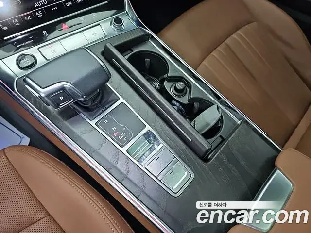 Audi A6 2021 — Фото 7/19
