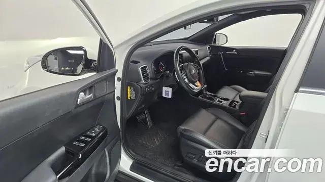 Kia Sportage The Bold 2020 — Фото 10/20