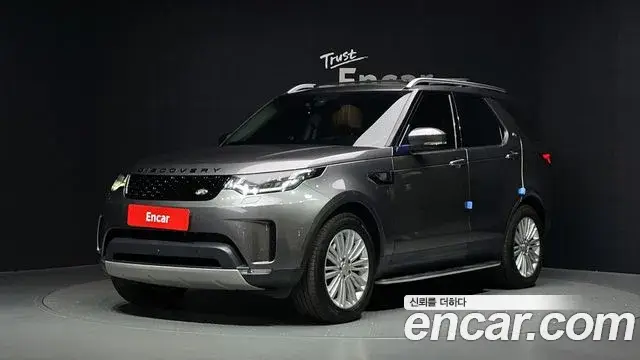 Land Rover Discovery 5, 2018