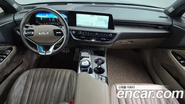 Kia K8 2021 — ფოტო 7/20