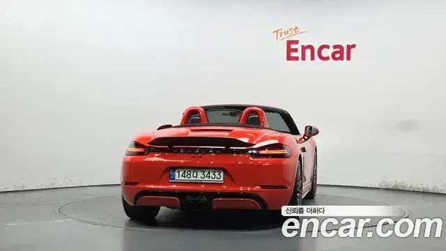 Porsche 718 Boxster 2020 — Фото 4/20