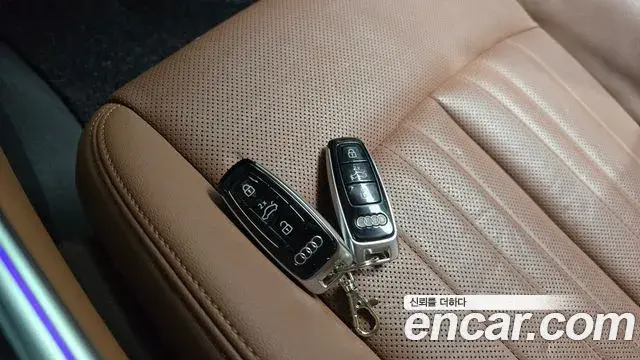 Audi A6 2022 — Фото 15/20