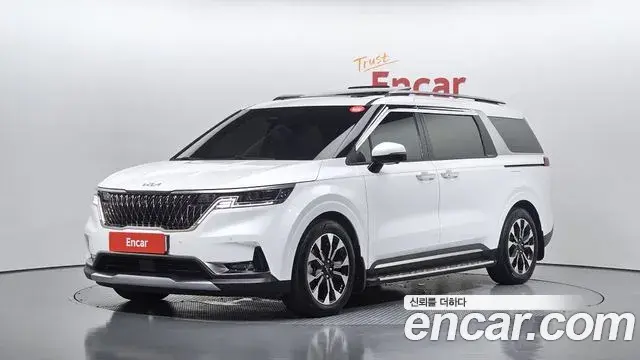 Kia Carnival 2023 — Фото 1/20