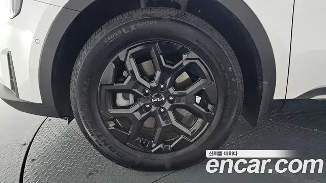 Kia Sorento 2024 — Photo 5/20