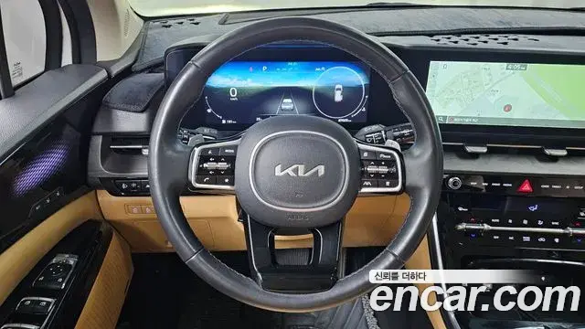 Kia Carnival 2023 — Фото 13/20