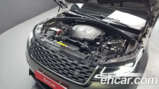 Land Rover Range Rover Velar 2019 — ფოტო 15/20