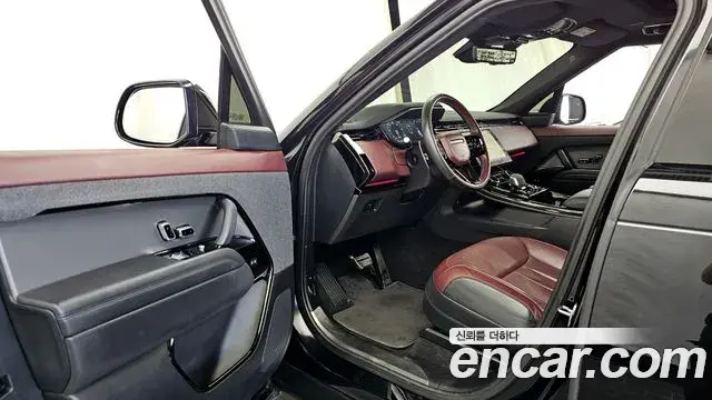 Land Rover Range Rover Sport 2022 — Фото 10/20