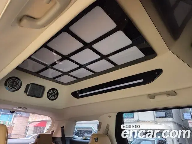 Kia Carnival 2023 — Фото 12/15