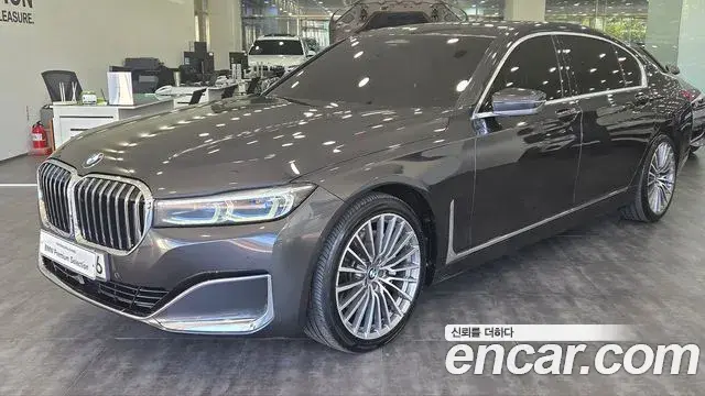 BMW 7 Series 2019 — Фото 14/14