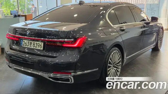 BMW 7 Series, 2019