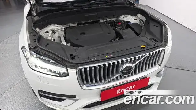 Volvo XC90 2021 — Photo 6/20