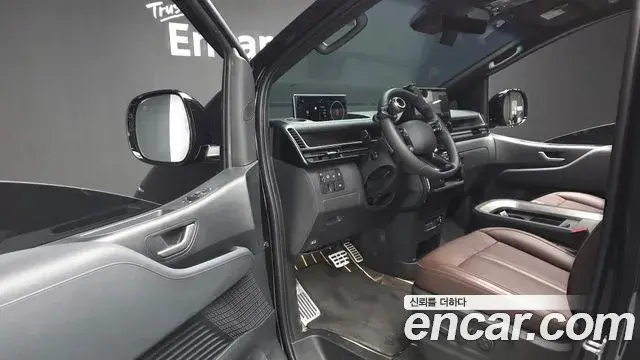 Hyundai Staria 2026 — Şəkil 10/20