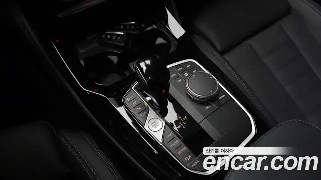 BMW X4 2025 — Photo 9/20