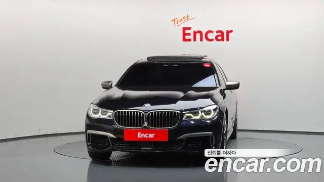 BMW 7 Series 2018 — Photo 2/20