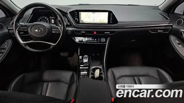 Hyundai Sonata 2022 — Photo 7/20