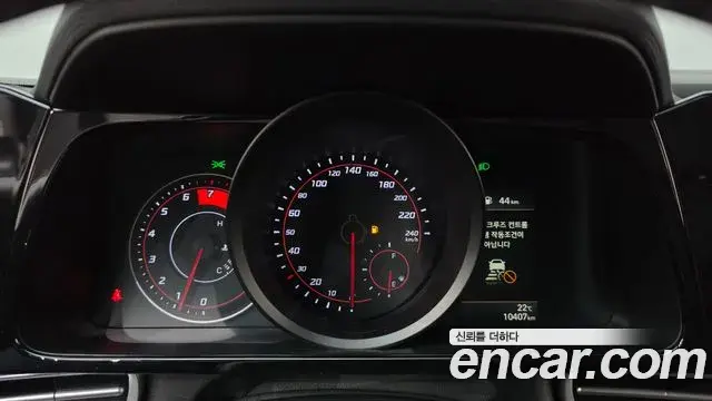 Hyundai Avante 2022 — Photo 8/20