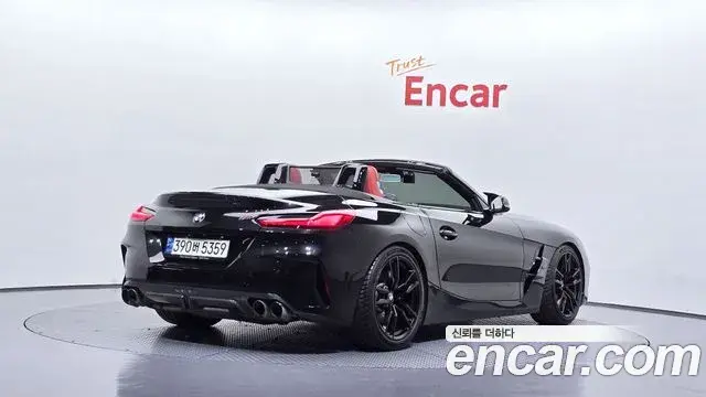 BMW Z4 2021 — Photo 2/20