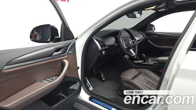 BMW X4 2020 — Photo 10/20