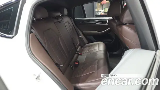 BMW X4 2020 — Photo 12/20