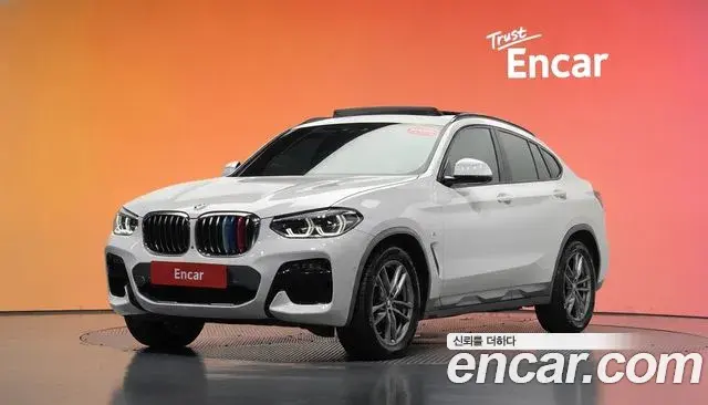 BMW X4 2020 — Photo 1/20