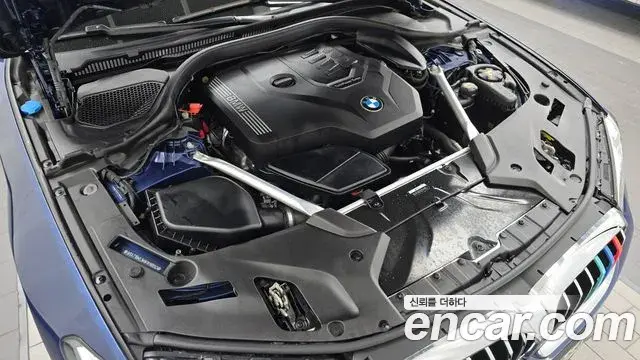 BMW 5 Series 2021 — Photo 6/20