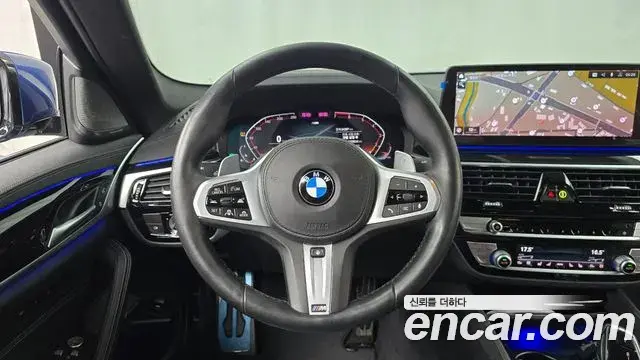 BMW 5 Series 2021 — Photo 14/20
