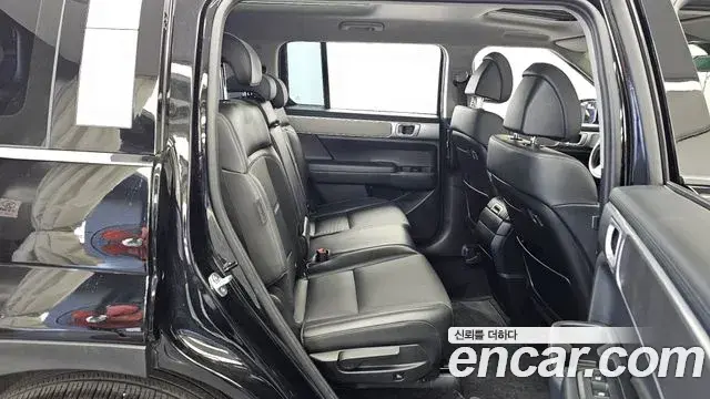 Hyundai Santa Fe 2023 — Photo 12/20