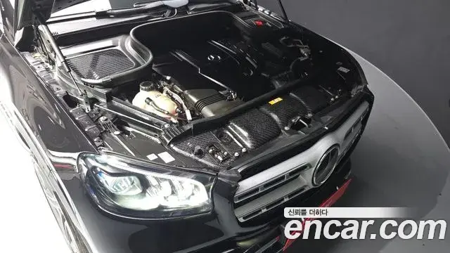 Mercedes-Benz GLS-Class 2021 — Photo 6/20