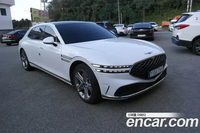 Genesis G90 2022 — Photo 19/19