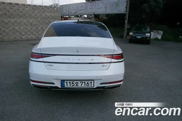 Genesis G90 2022 — Photo 4/19