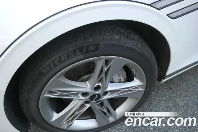 Genesis G90 2022 — Photo 6/19