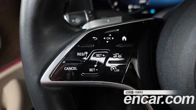Mercedes-Benz E-Class 2021 — Photo 15/20