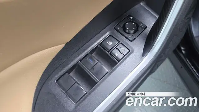 Toyota RAV4 2020 — Photo 20/20