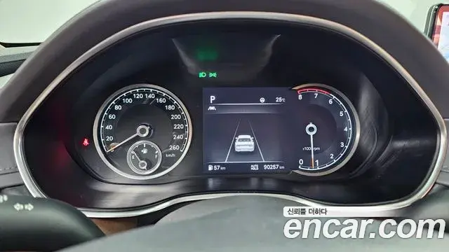 Genesis Electrified G80 2020 — Photo 8/20