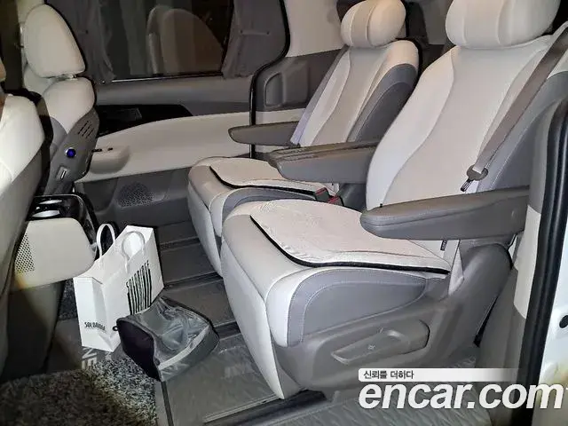 Kia Carnival 2026 — Photo 9/20
