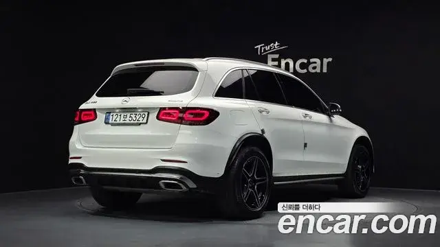 Mercedes-Benz GLC-Class 2022 — Photo 2/20